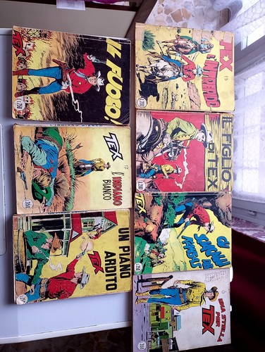250 fumetti tex willer - 250,